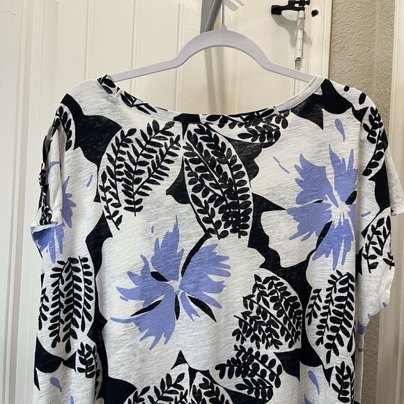 Laura Ashley Floral Black Blue Faux Button Short Sleeve Linen Blend Top Size XL - Picture 6 of 8